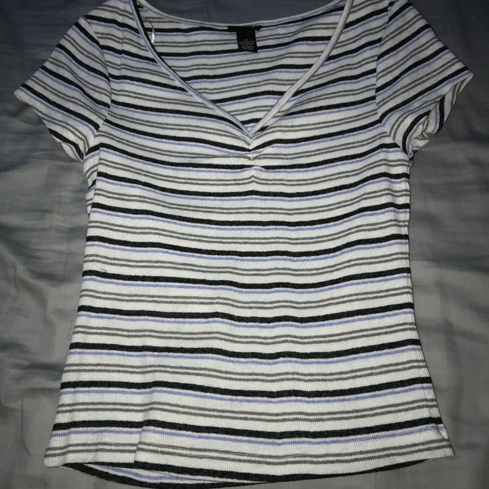 striped top